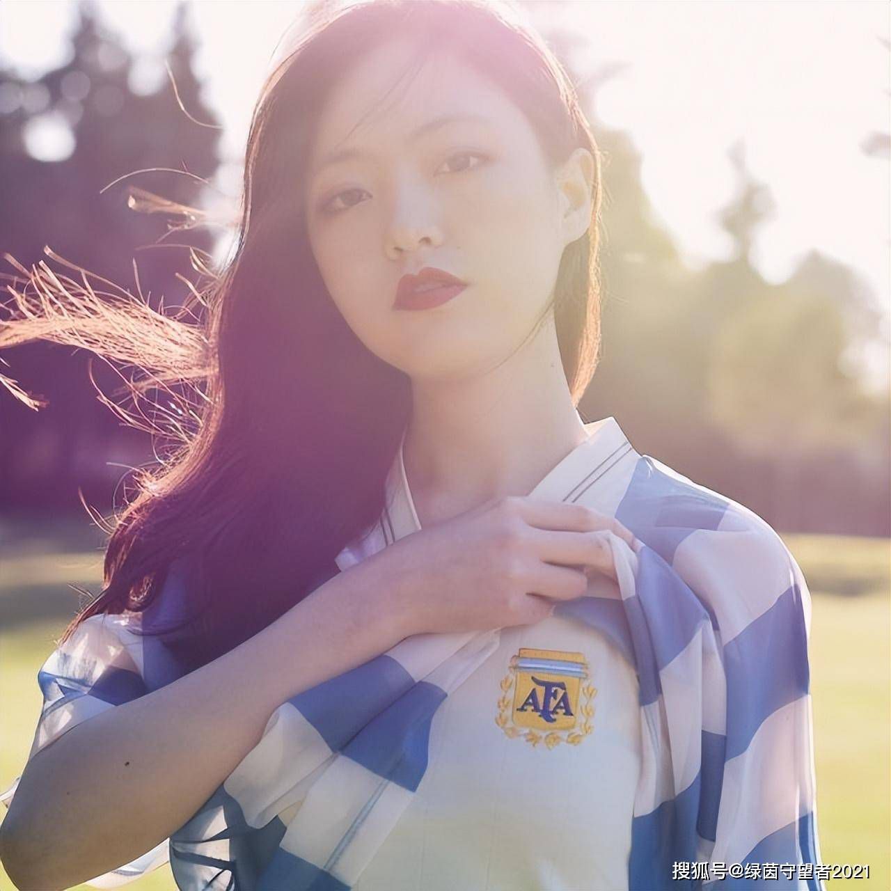 起头的时辰，杰罗姆乃至没法领会菲舍尔的真正设法。